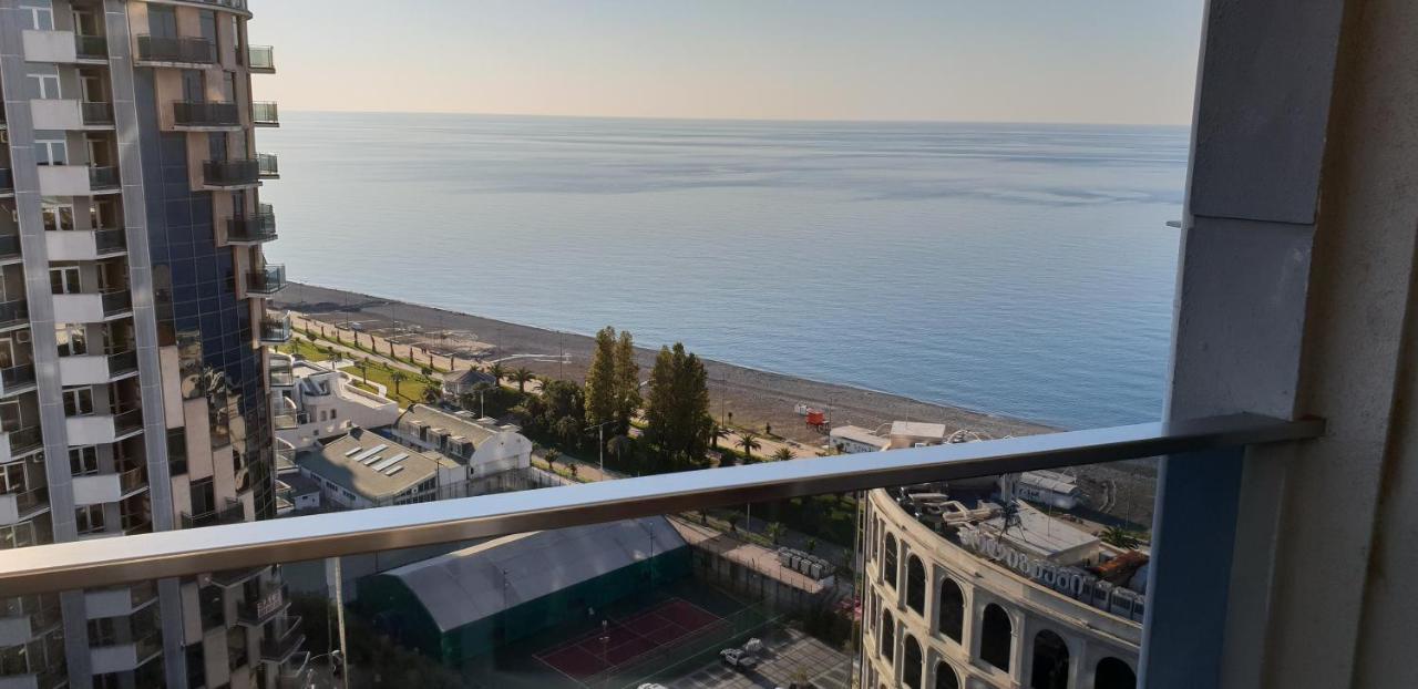 BATUMI APARTMENTS Guli Exterior foto