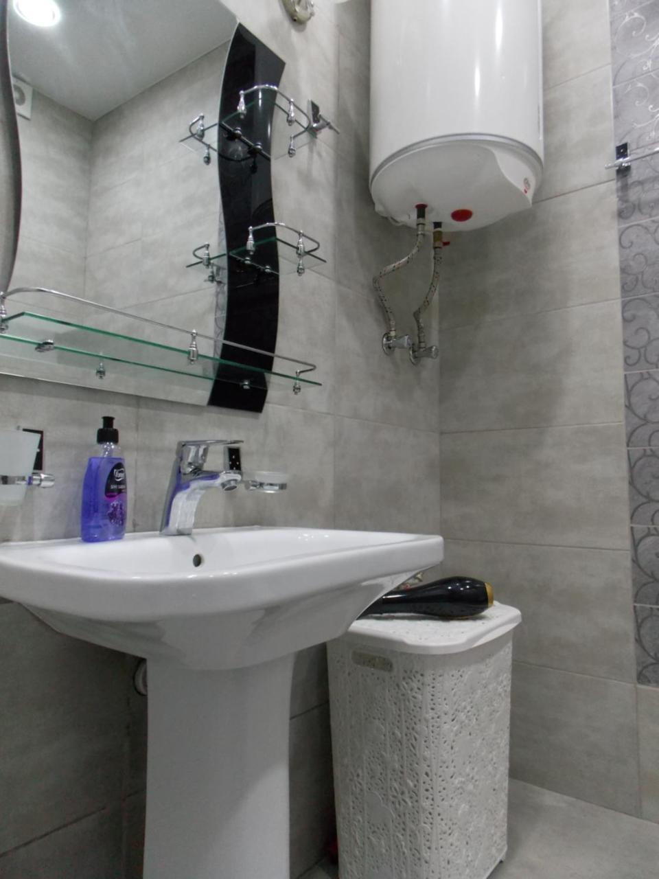 BATUMI APARTMENTS Guli Exterior foto