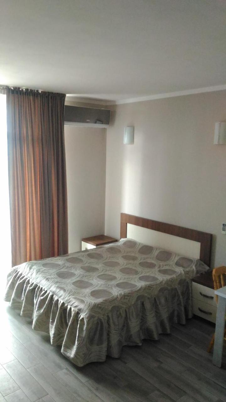 BATUMI APARTMENTS Guli Exterior foto